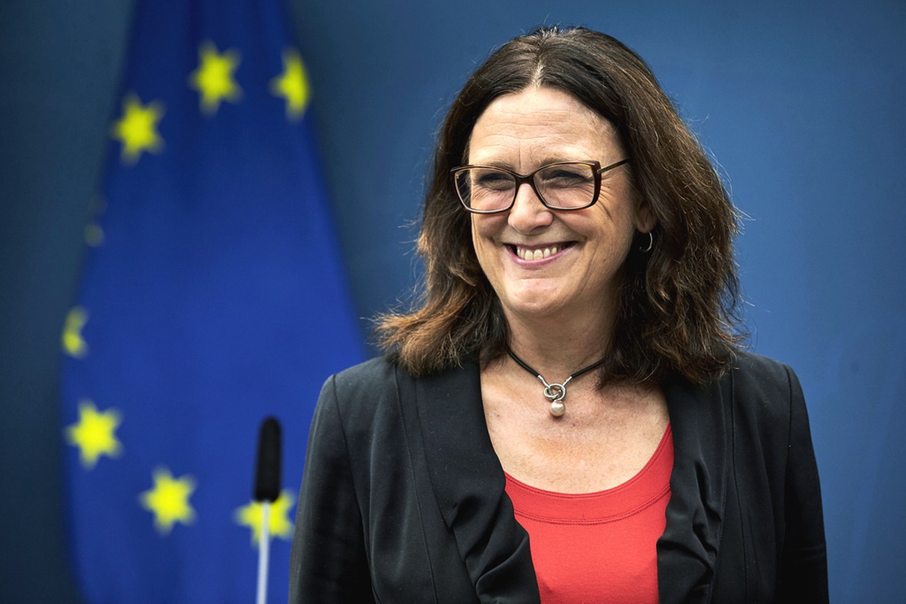 Malmström: EU måste sätta hårt mot hårt mot USA