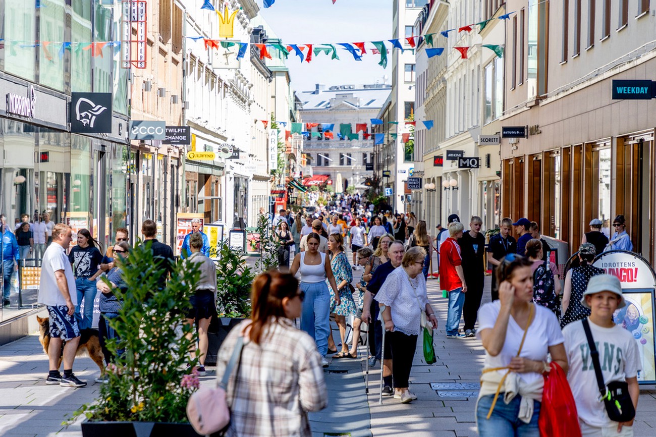 SEB och Swedbank: Två räntesänkningar till