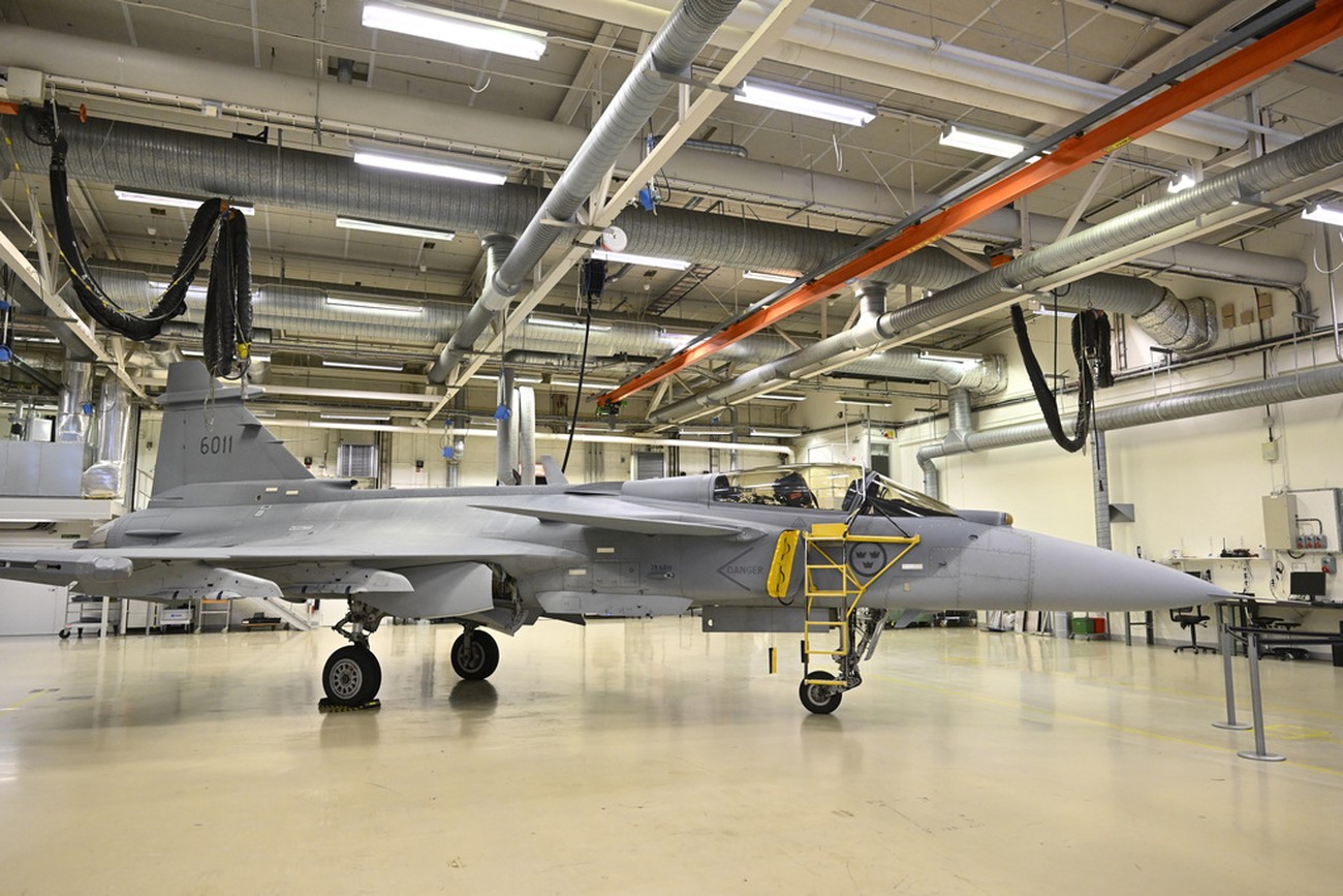 Saab lyfter prognosen – men aktiekursen faller