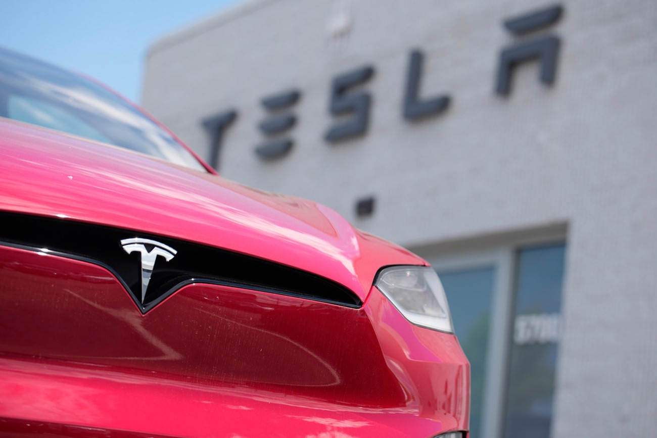 Tesla ratas av svenska företag