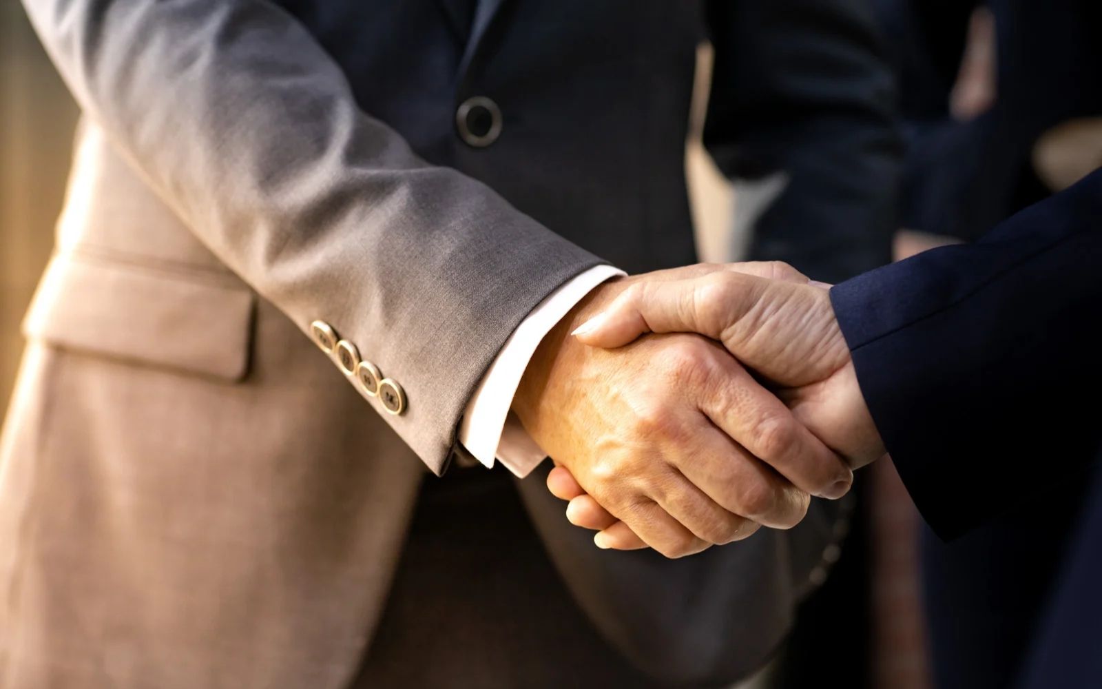 Franskt och japanskt bilmärke i nytt strategiskt partnerskap