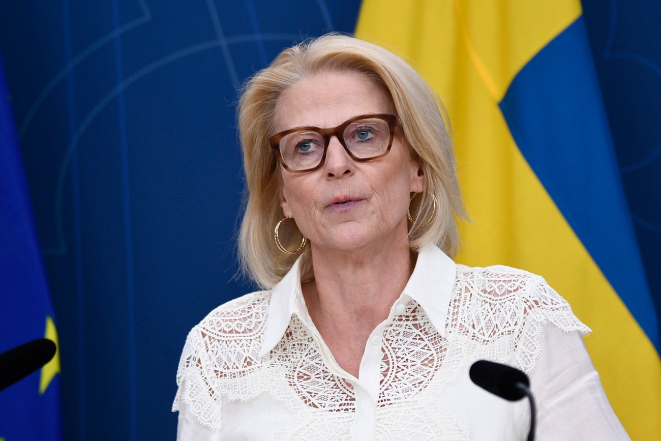 Regeringen sänker svensk bnp-prognos