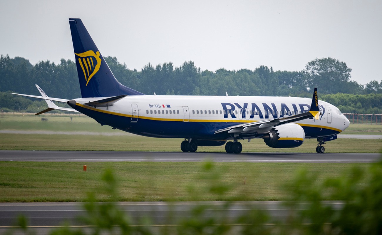 Ryanairs vinst föll 16 procent
