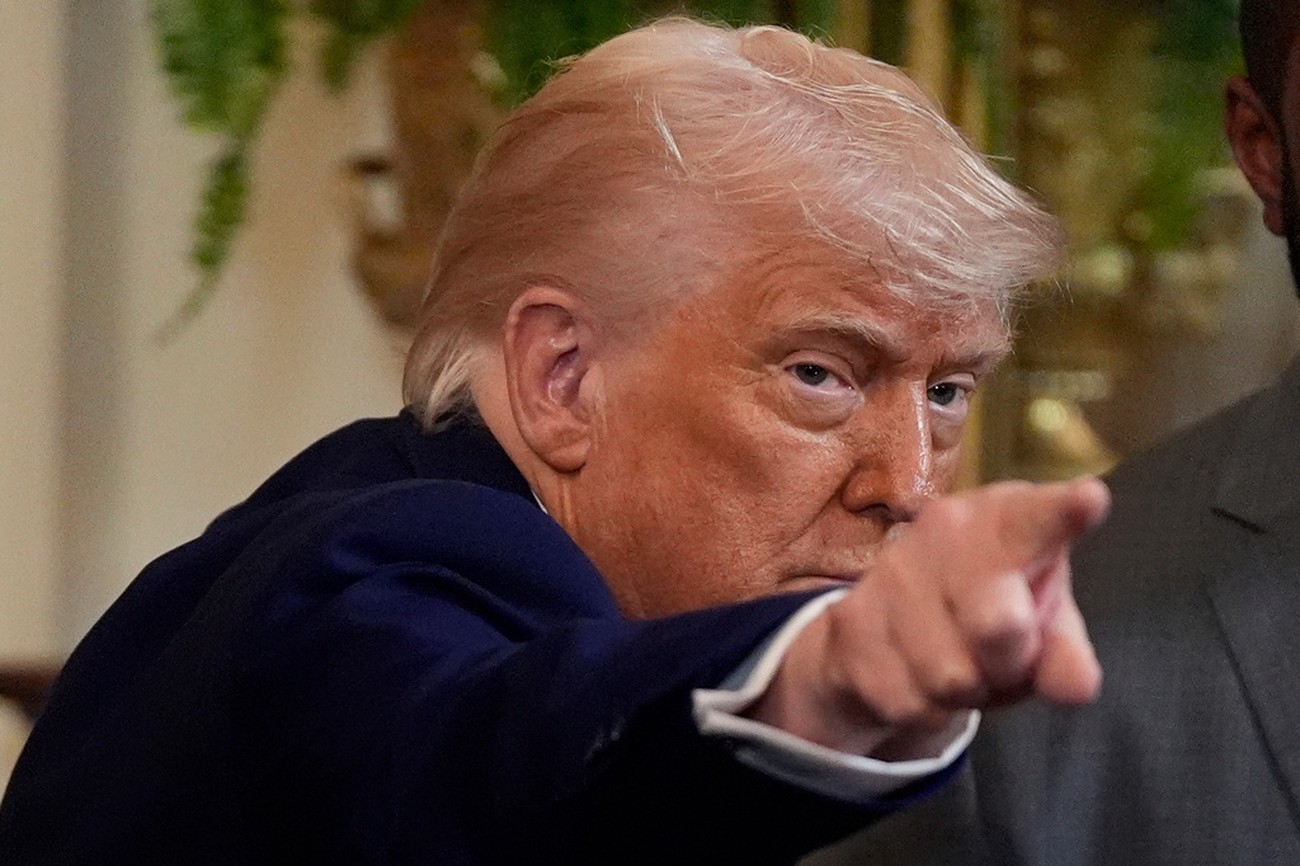 Trumps budgetförslag får grönt ljus: "Historia"