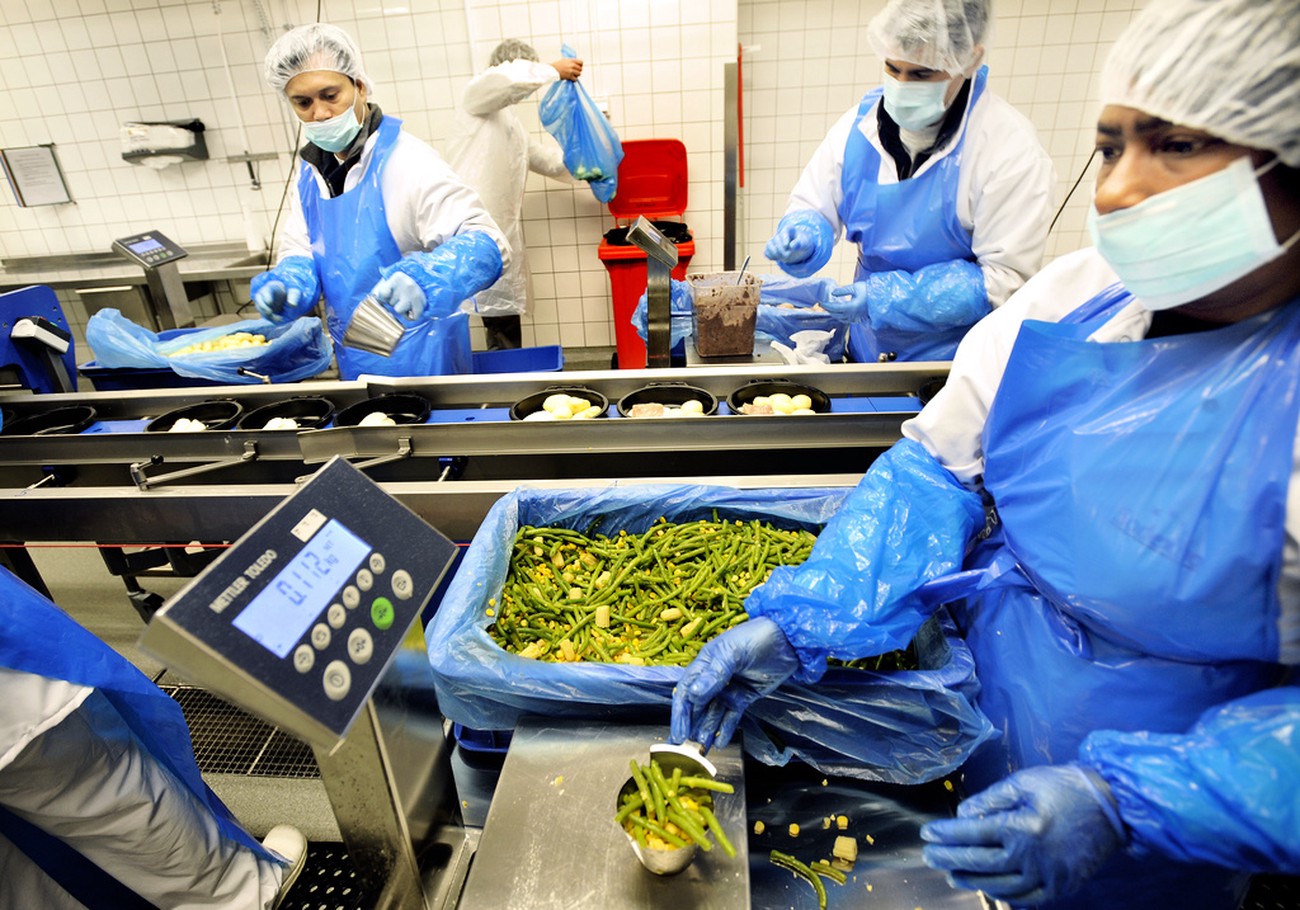Producentpriser backade i april