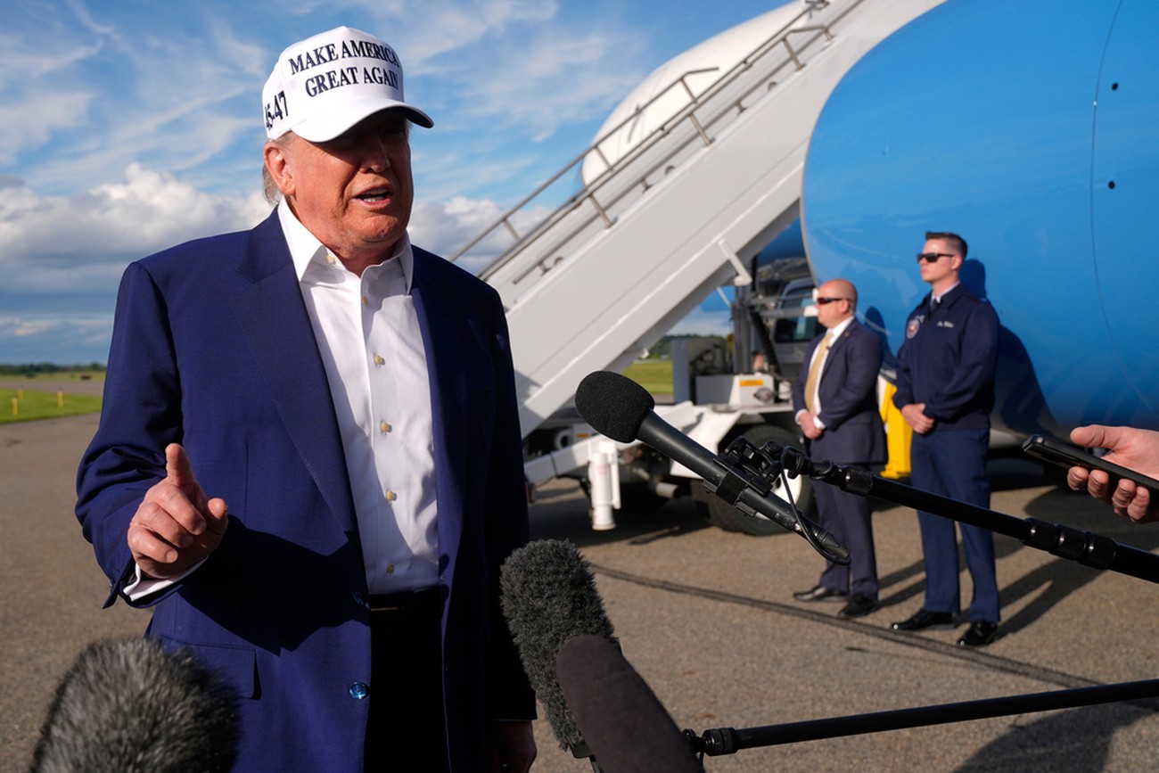 Trump: Tullpaus för EU förlängs till juli
