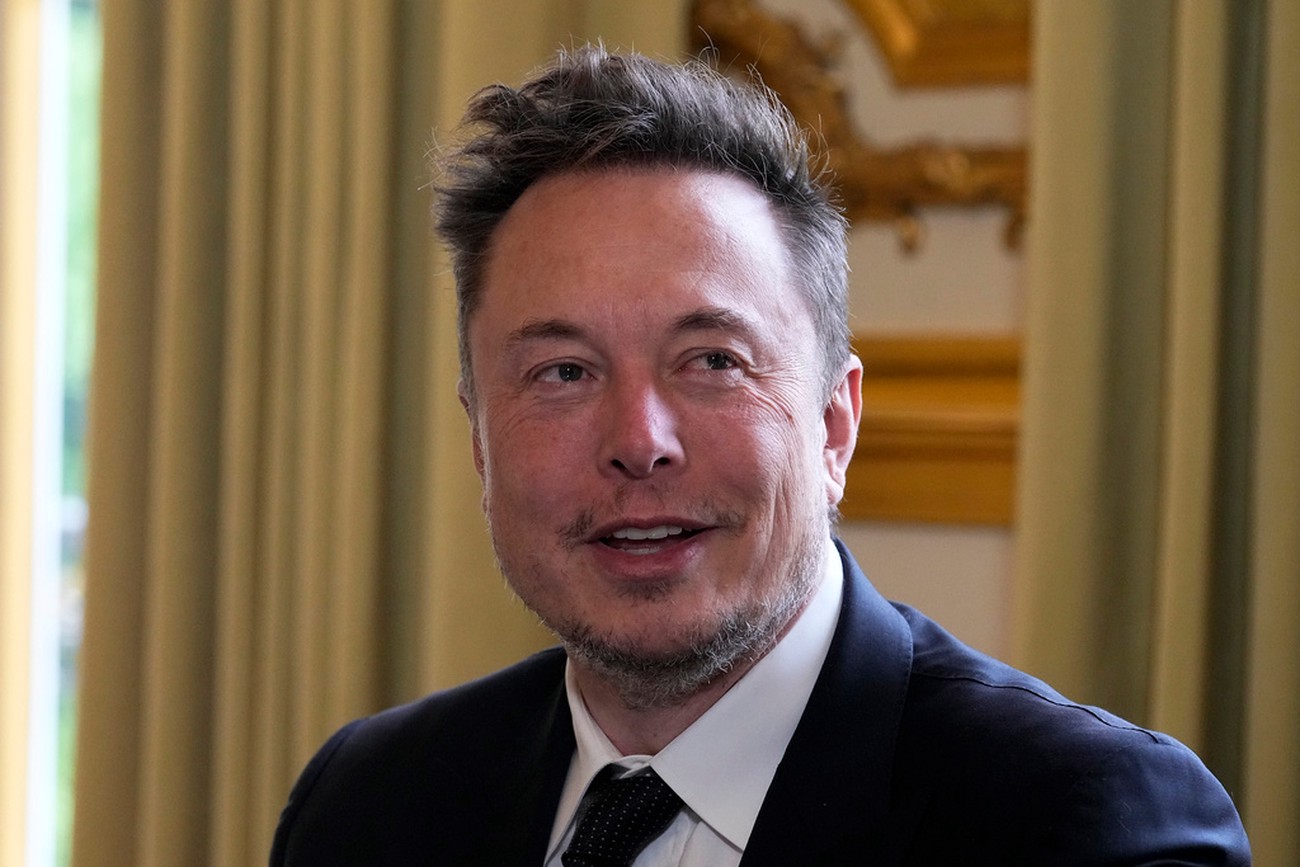 Elon Musk stämmer New York