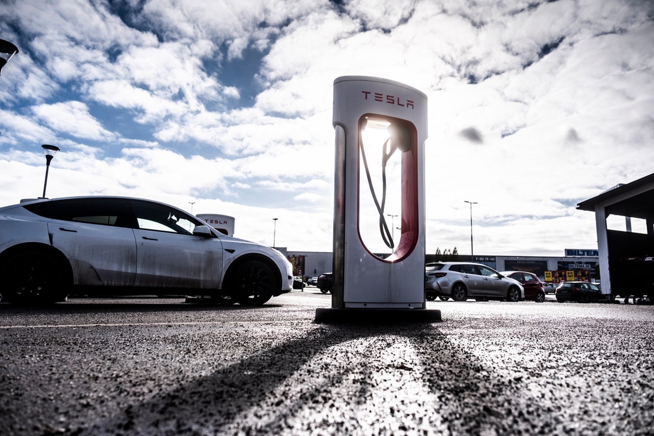 Teslas begäran ska prövas