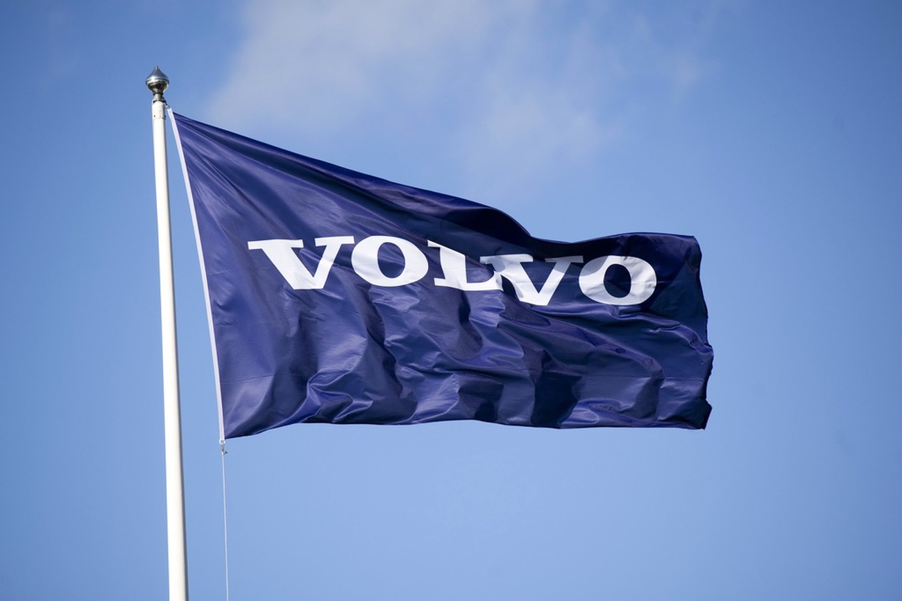 Volvo säljer kinesiska aktier för 8 miljarder