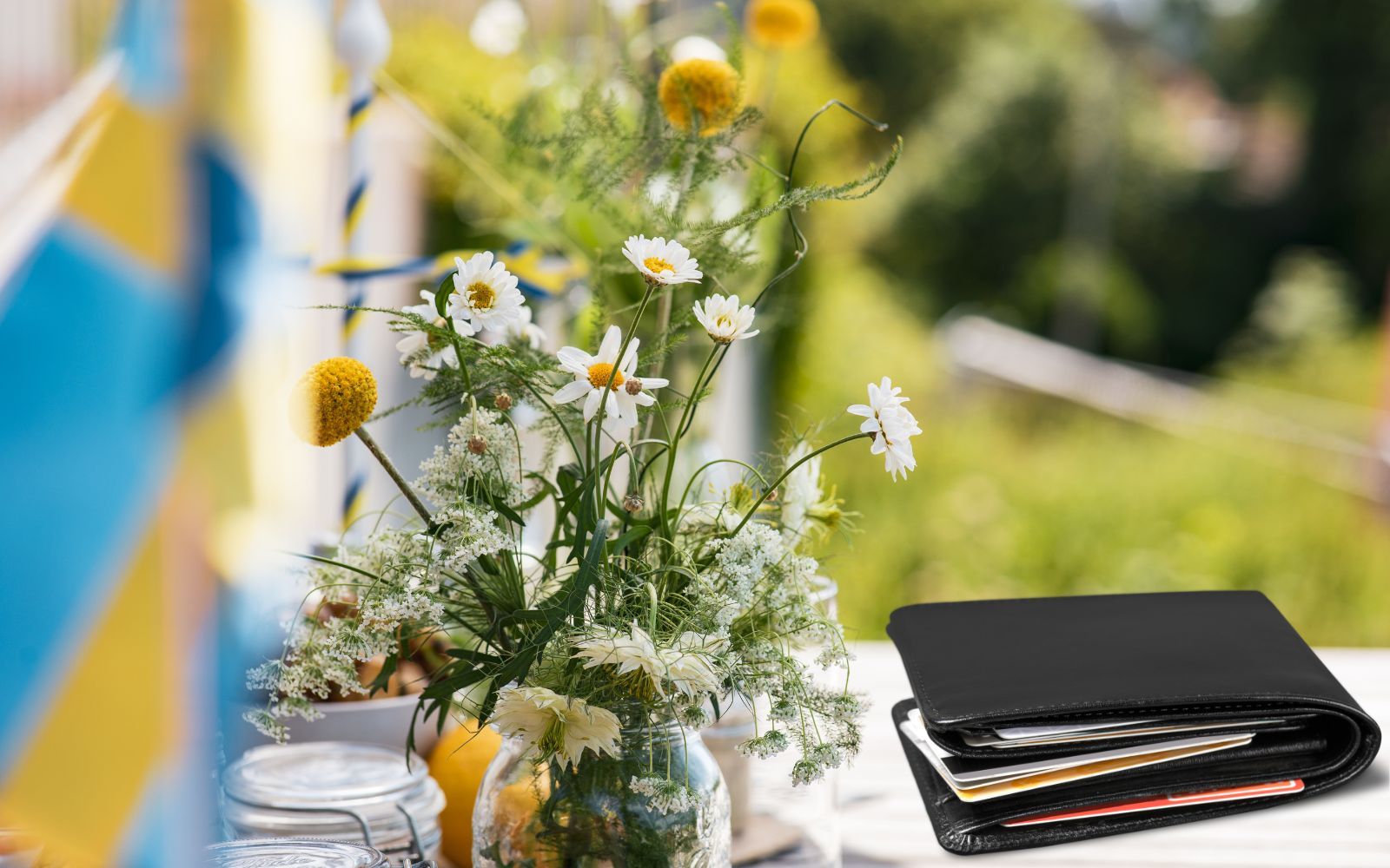 Utgifterna skjuter i höjden under midsommarveckan – så mycket mer handlar vi för