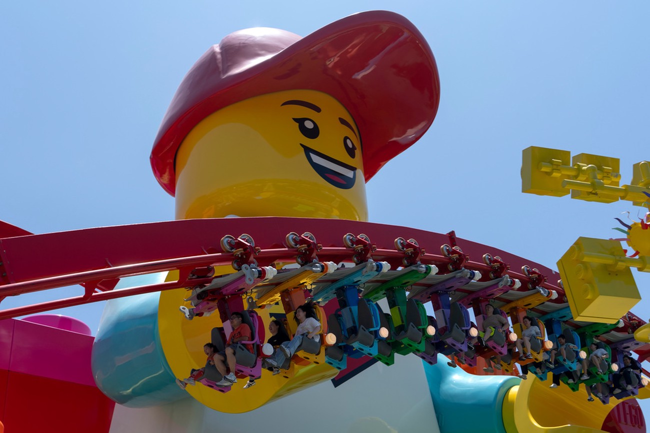 Världens största legoland har öppnat