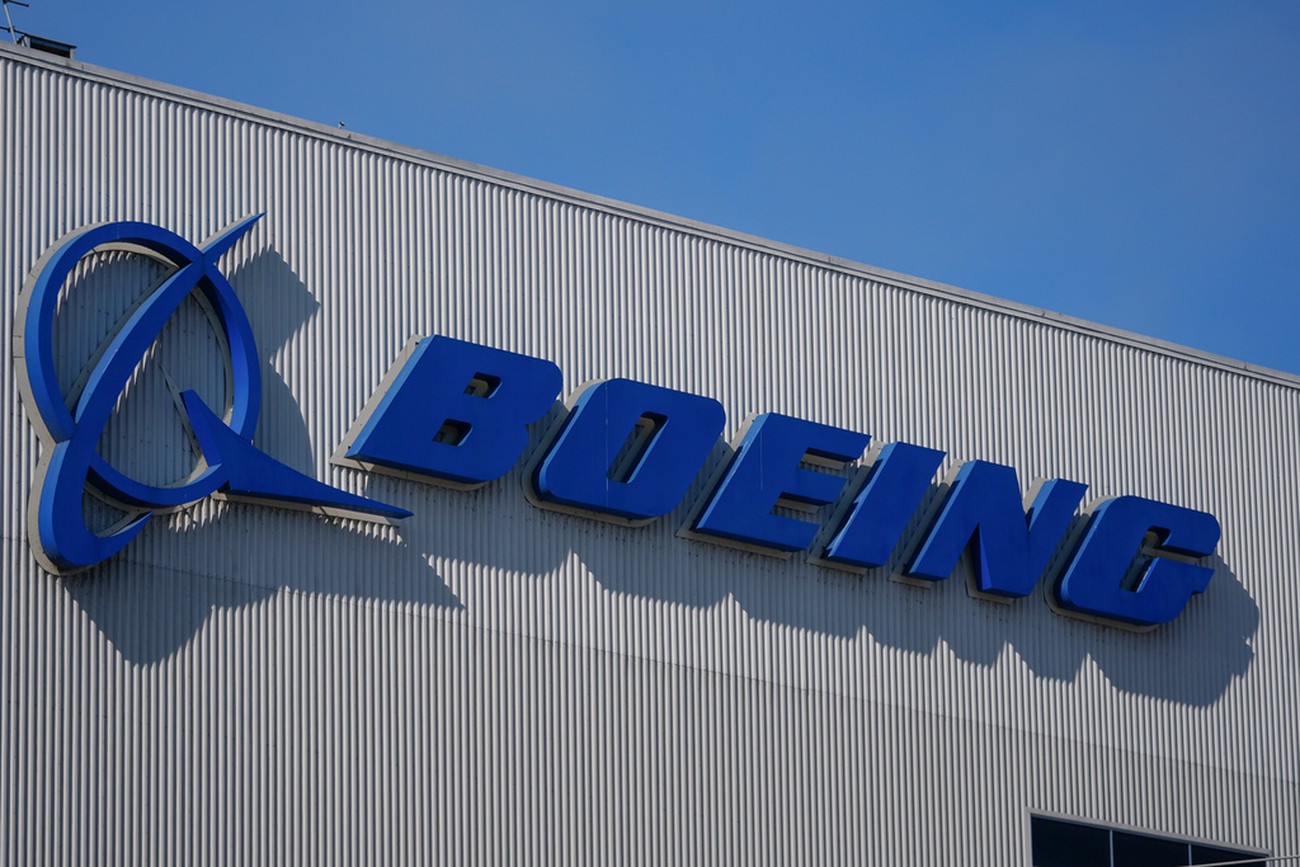 Boeing förlikas med man som miste familj