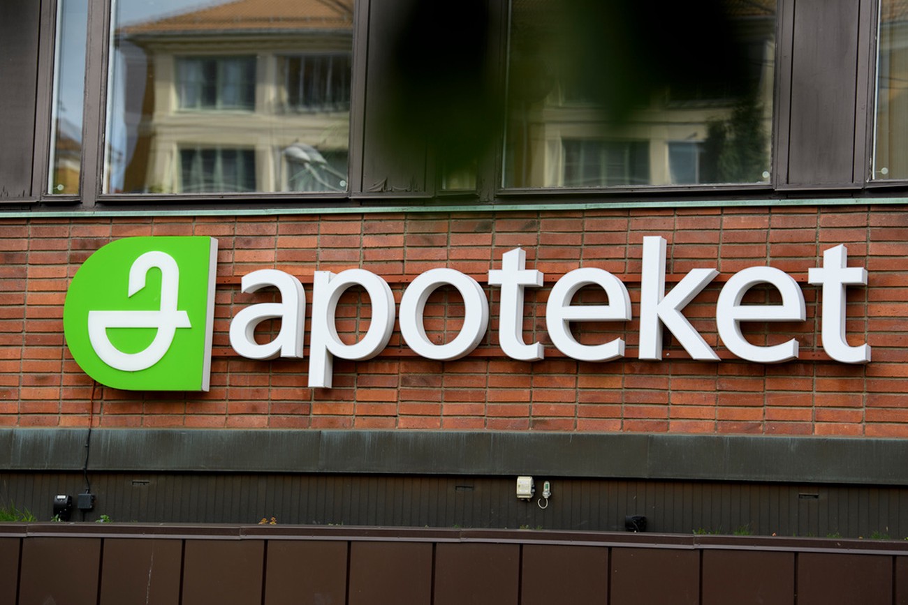 Kall vår slår mot Apoteket