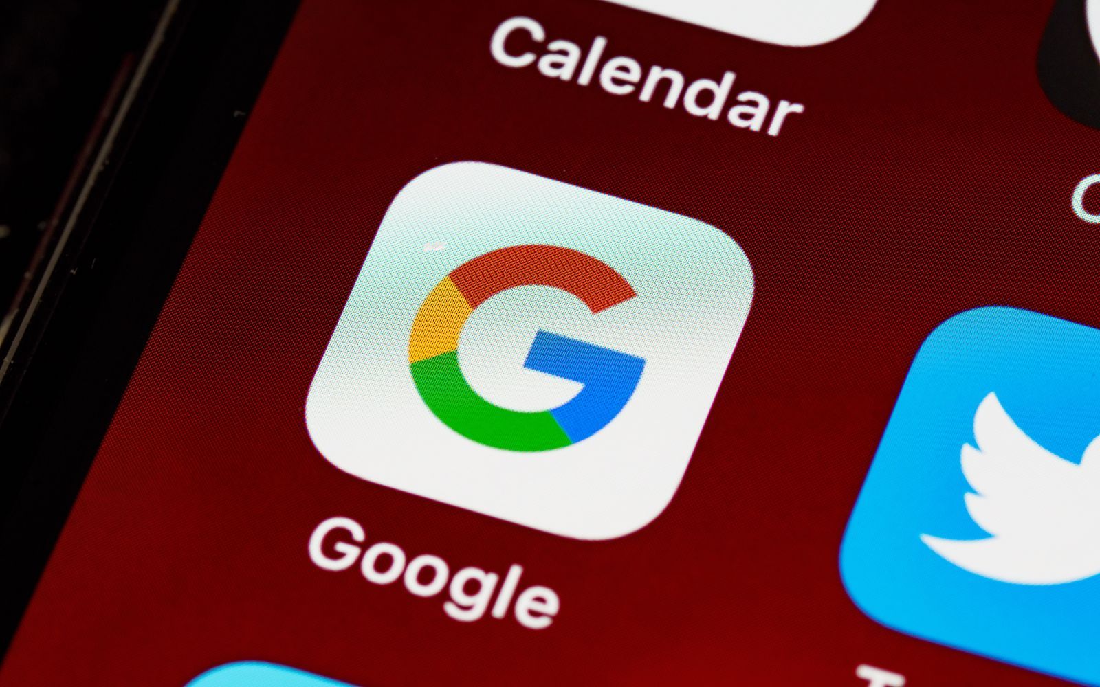 Google satsar miljarder – på att rekrytera AI-expert
