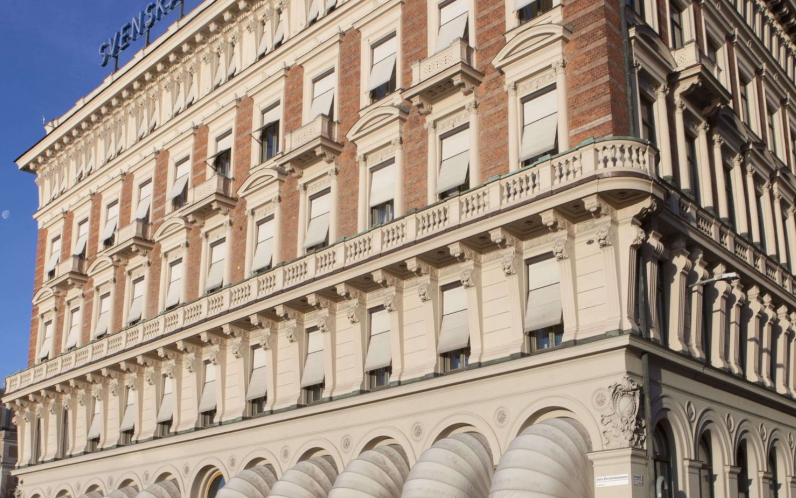 Storbanken utser H&M till ny sektorfavorit – petar New Wave