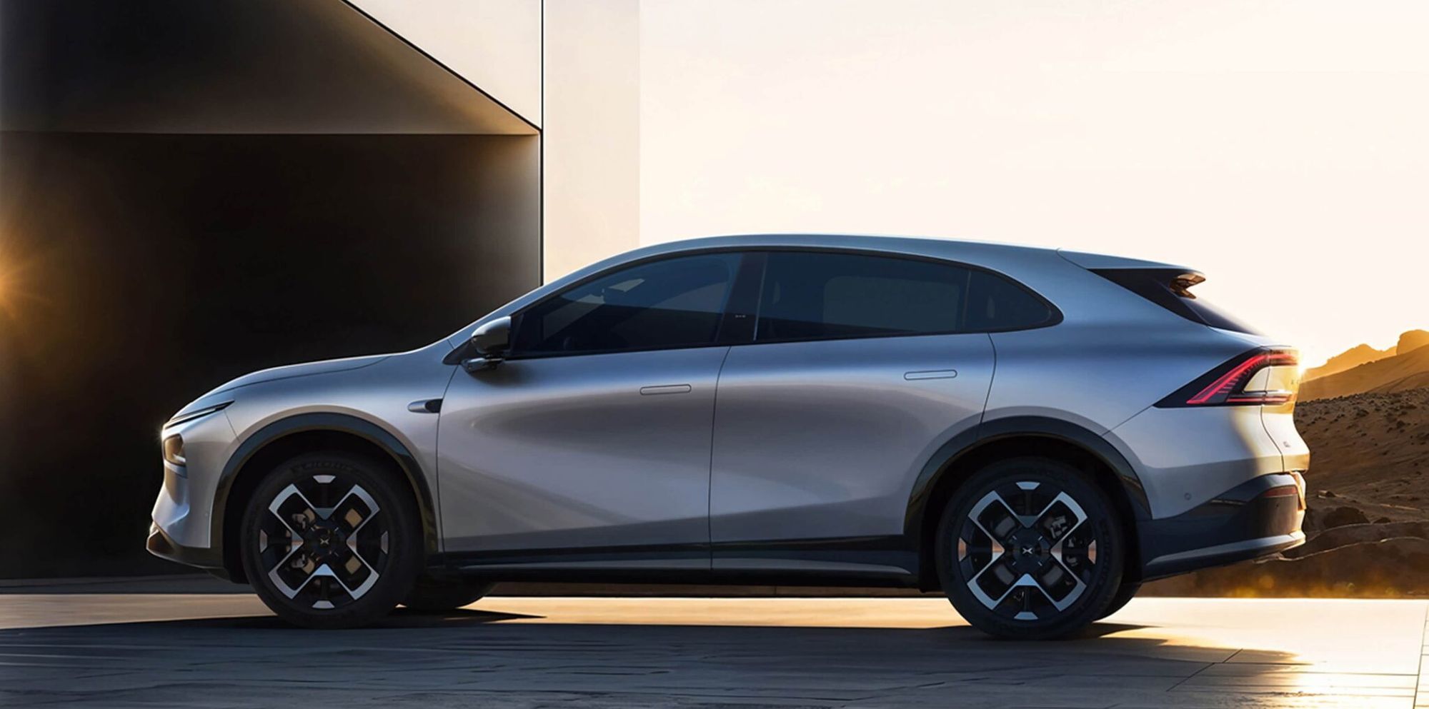 Uppstickare sätter press på Tesla – ny elbil lanseras till lågpris