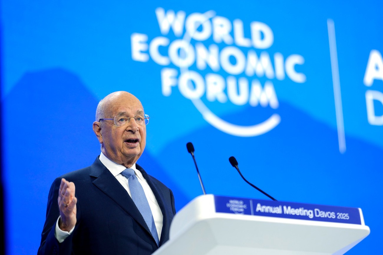 Davos-grundaren friad