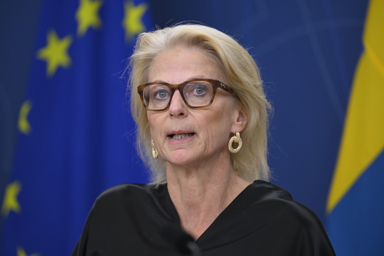 Pengar till familjer ska kicka igång svensk ekonomi