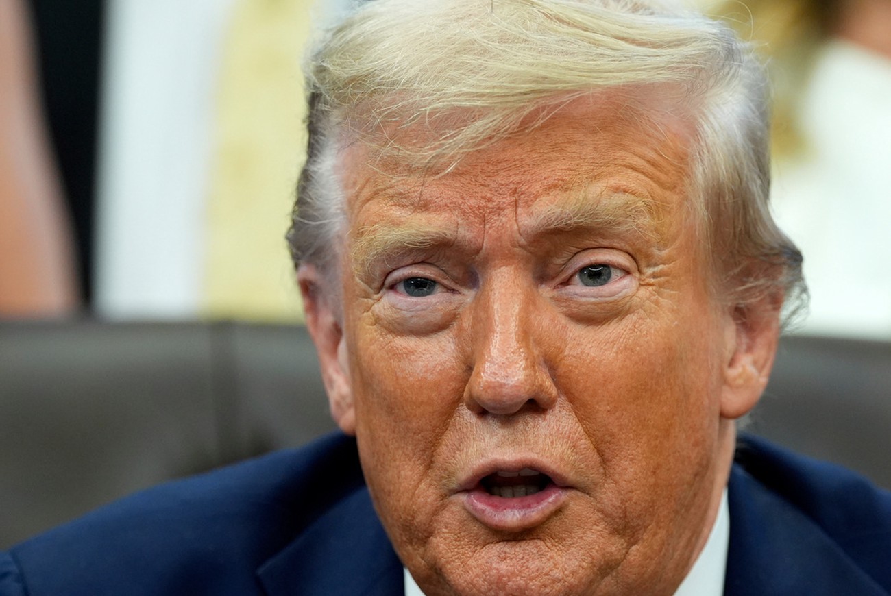 Trump krokar arm med kryptoplattform