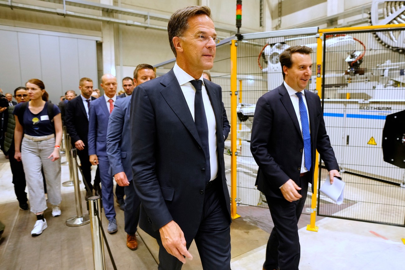 Gigantisk tysk ammunitionsfabrik invigs