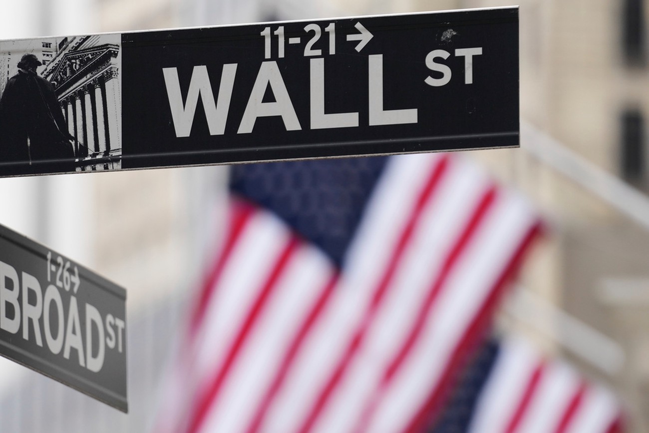 Wall Street inledde veckan med en mjukstart