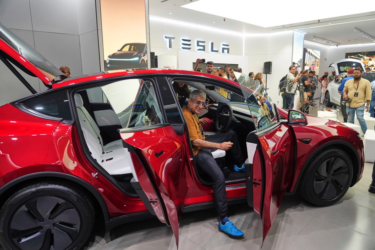 Tesla försäljning i Europa fortsätter backa