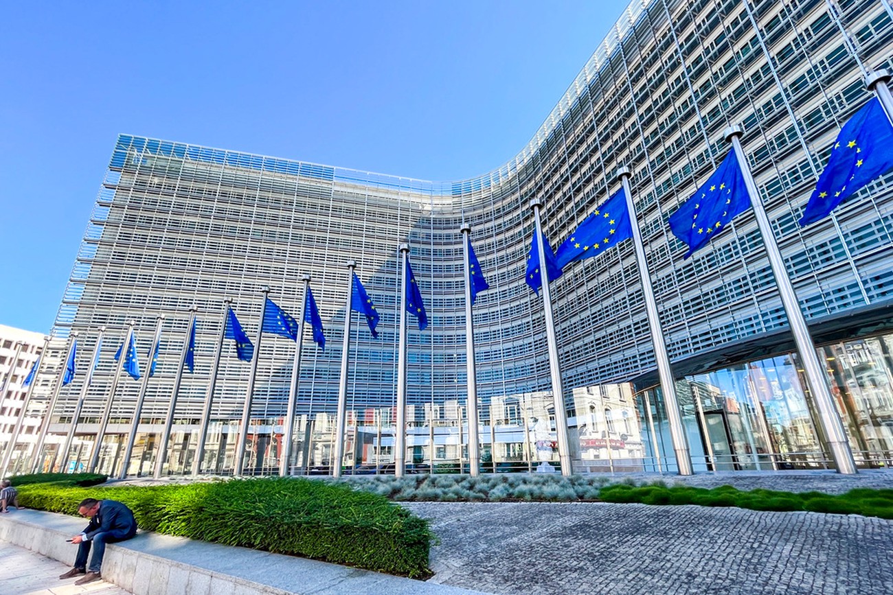 EU-tillslag mot vaccin-fusk