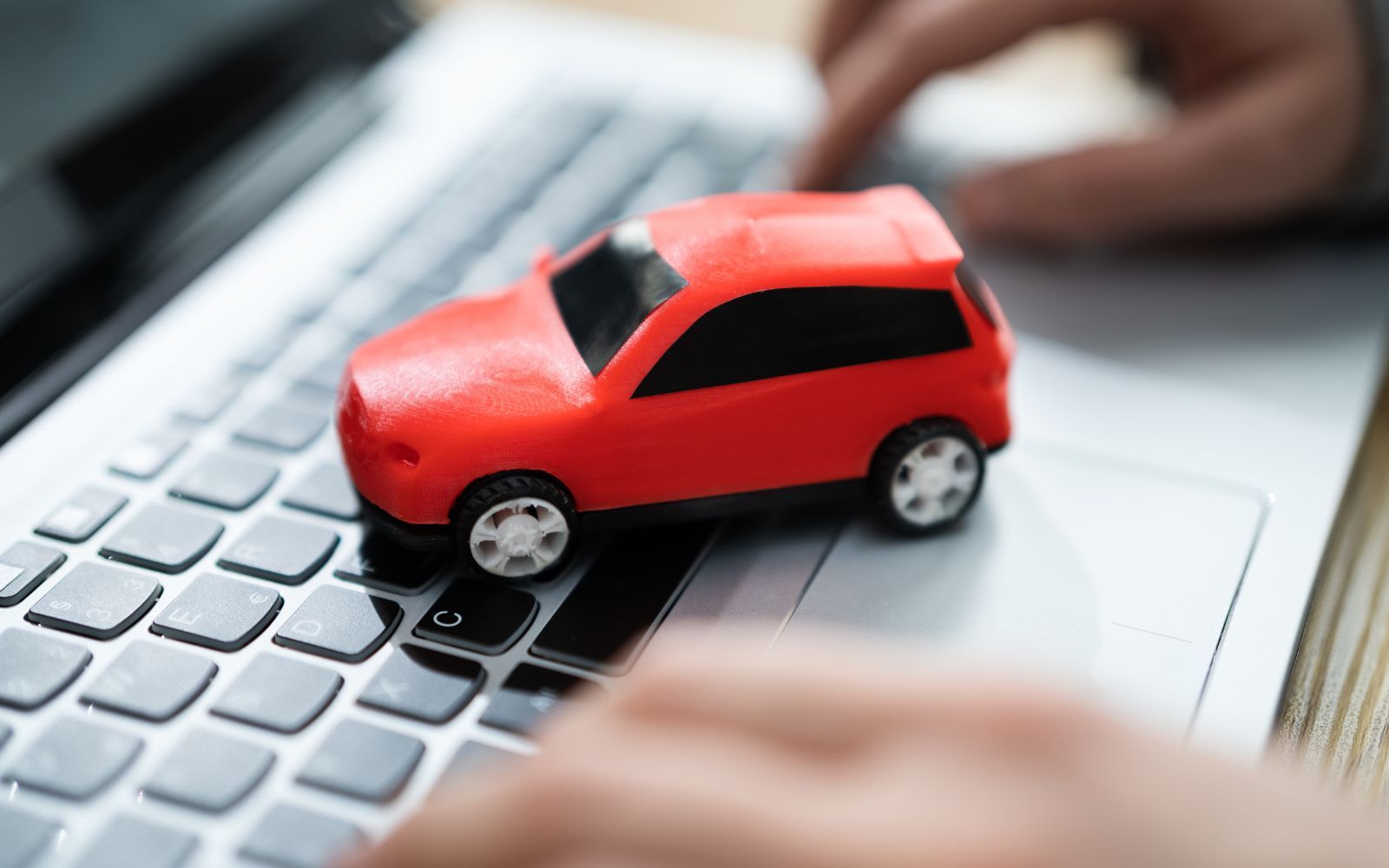 Så mycket skiljer sig buden när du säljer bilen online – test av 6 aktörer