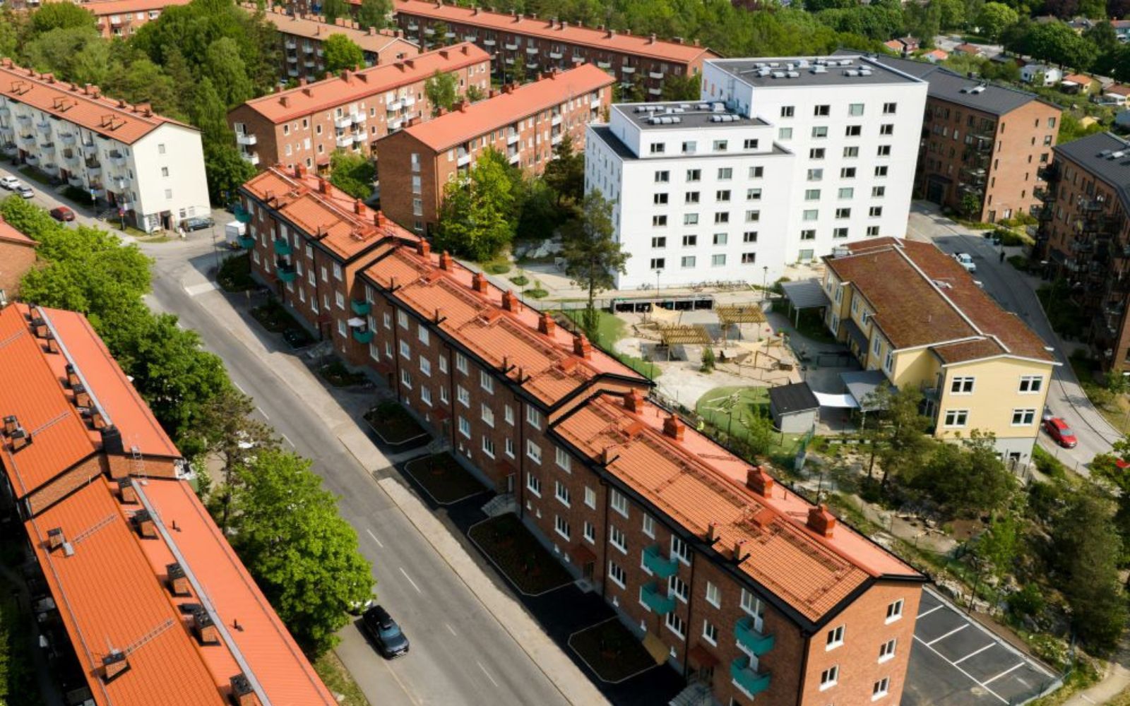 Hemnets återköp av aktier – vad signalerar det för fastighetssektorn?