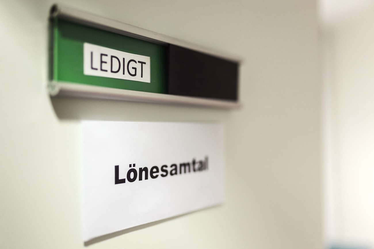 Inkomstskillnader mellan könen minskar långsamt