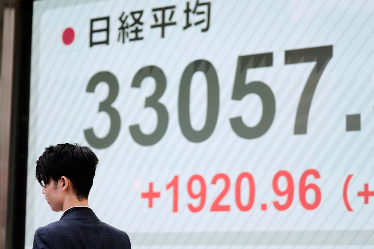 Uppåt på Japanbörsen – teknikaktie rusar