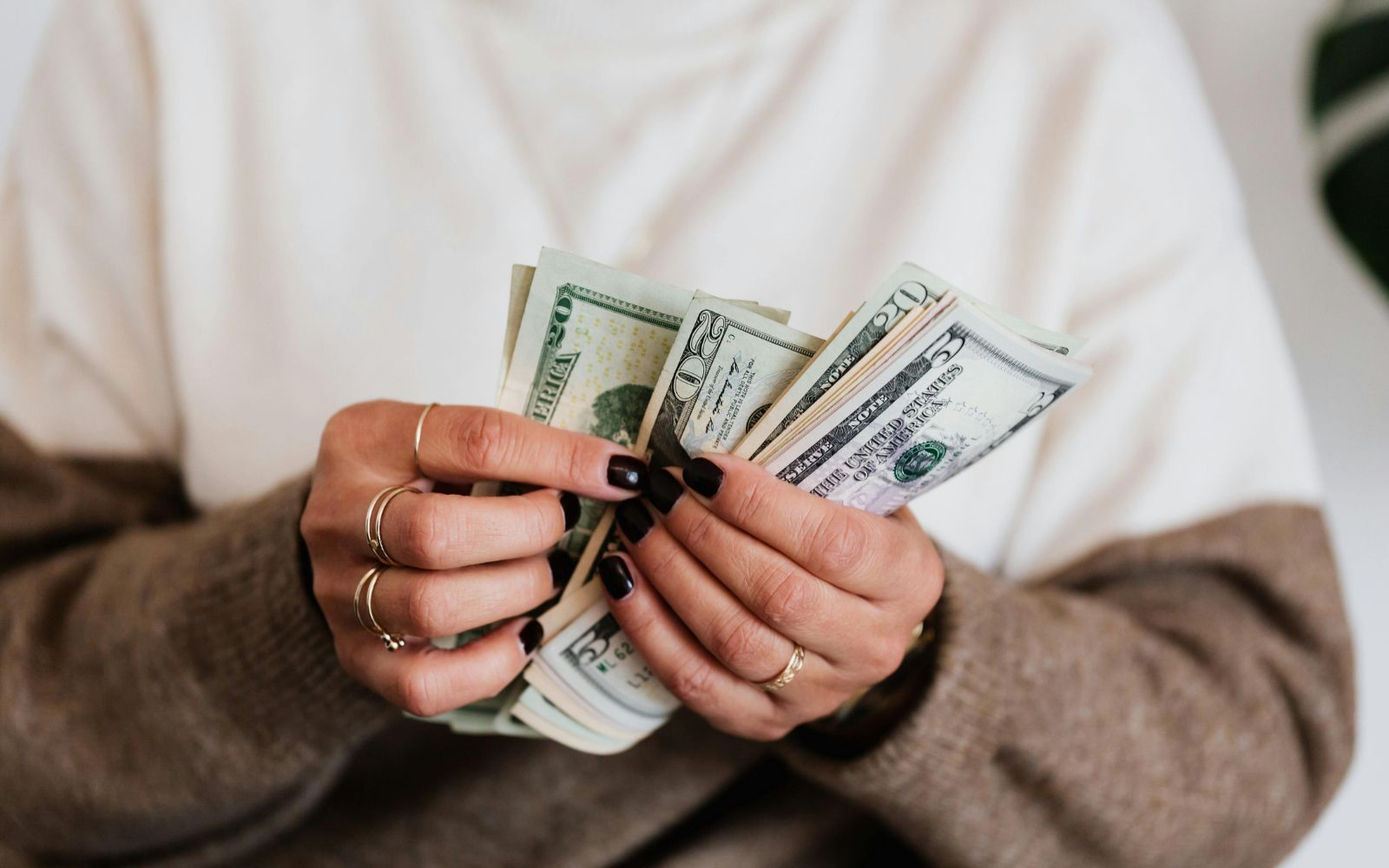 Är du singel? Så mycket dyrare är det att leva