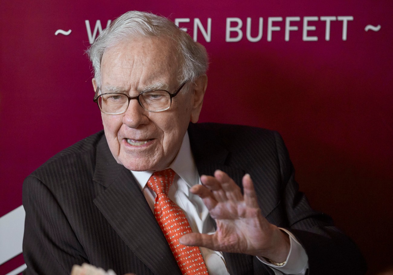 Warren Buffetts kassa sväller till rekordnivå