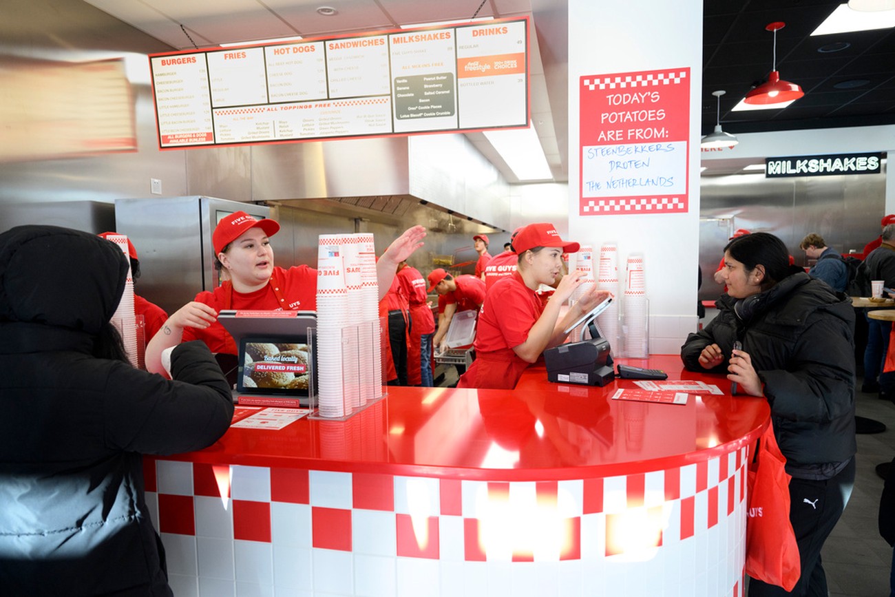 Hamburgerkedja letar efter ny delägare