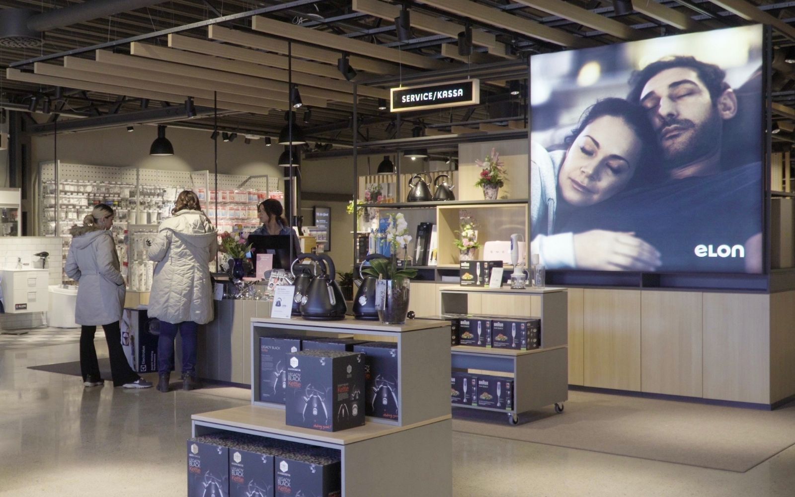 Toppchef lämnar vitvarukedjan – efter intern utredning