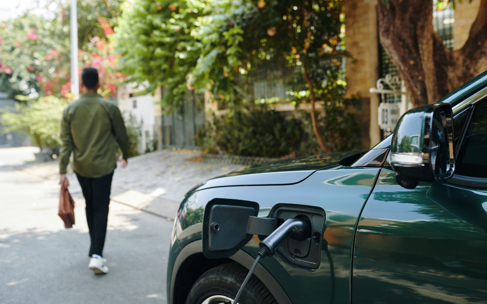 Incitamenten går åt fel håll – "skrämmer bort elbilsköpare"