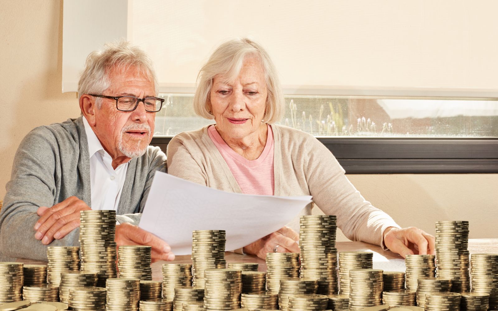 Stora pensionsklyftor mellan kvinnor och män – flera tusenlappar mindre varje månad