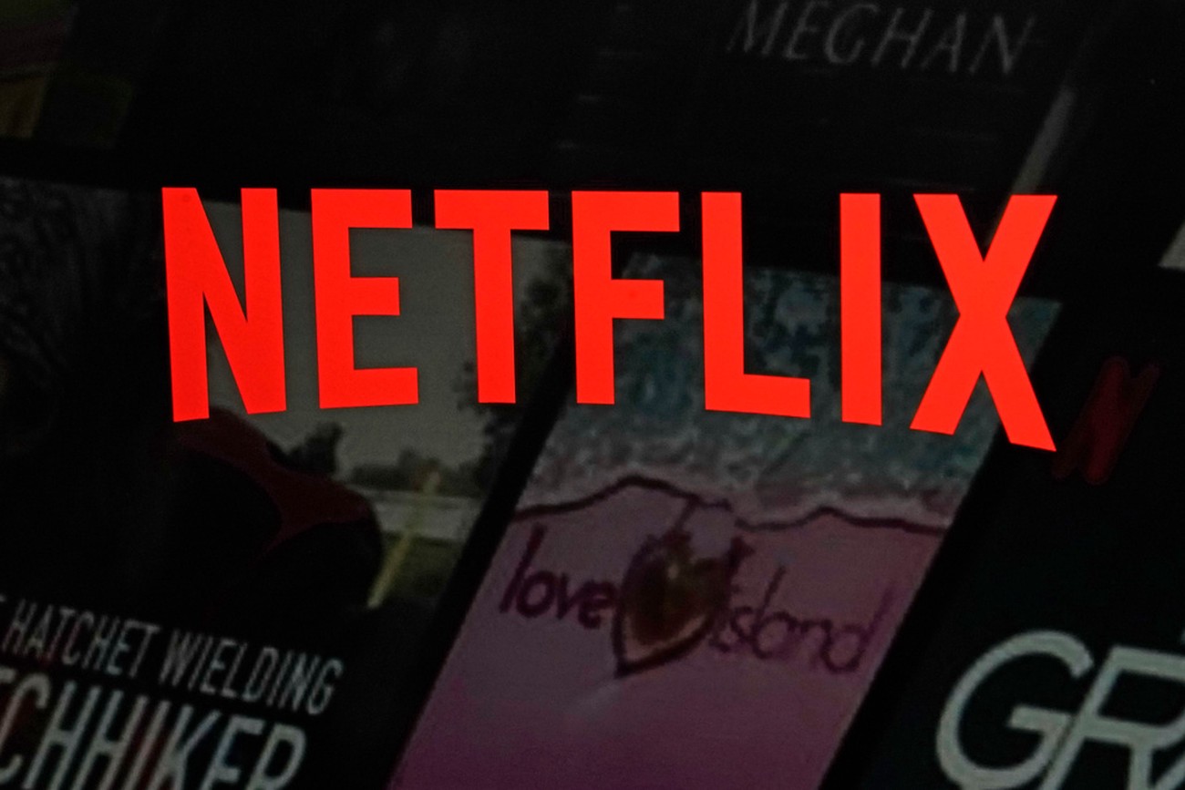 Netflix ger sig in i heta budstriden