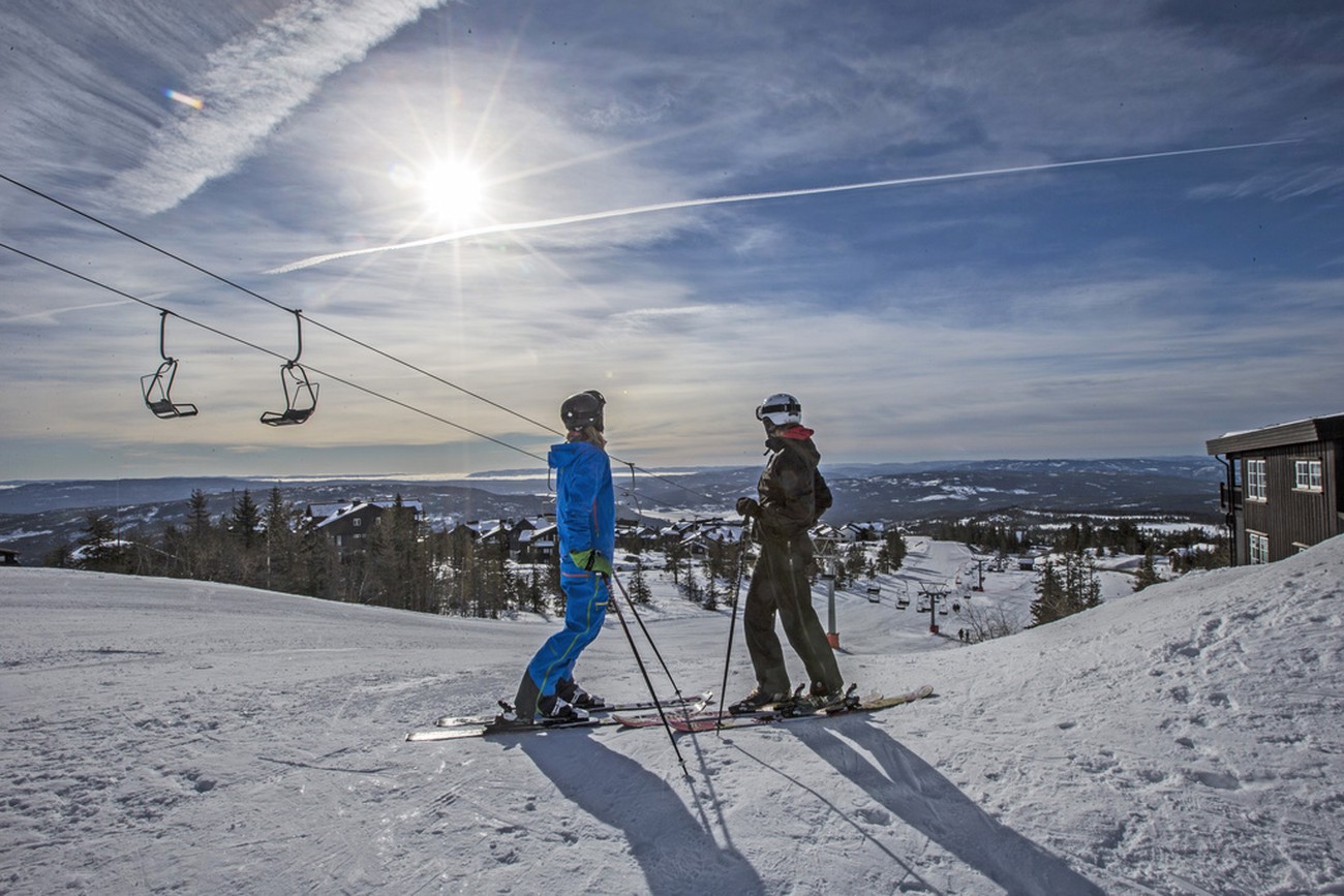 Skidsemestern i fjällen – nu en lyx få familjer har råd med under sportlovet