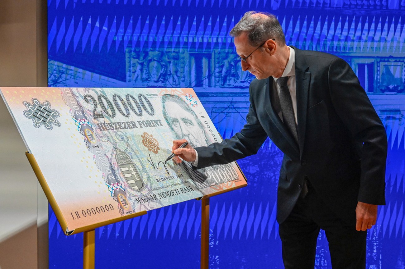 Ungerns finansminister pressar forinten med kritik mot räntepolitiken