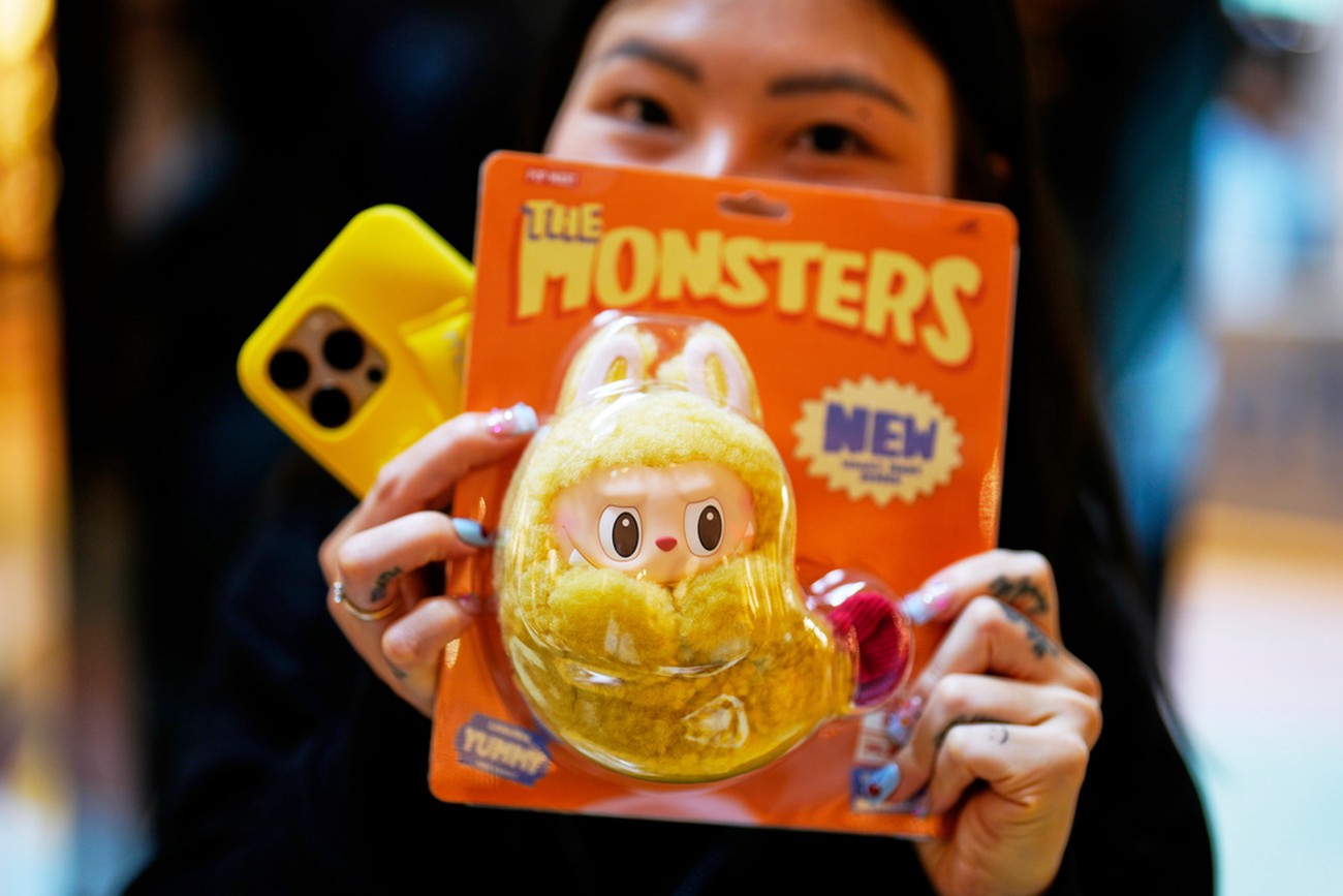 Efter rekordrallyt: Nu störtdyker aktien – oro för Labubu-dockornas framtid