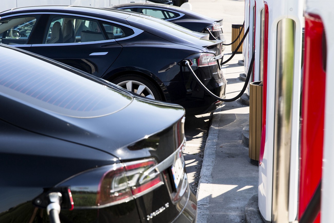 Norge sätter nytt elbilsrekord – nästan alla nya bilar nu eldrivna