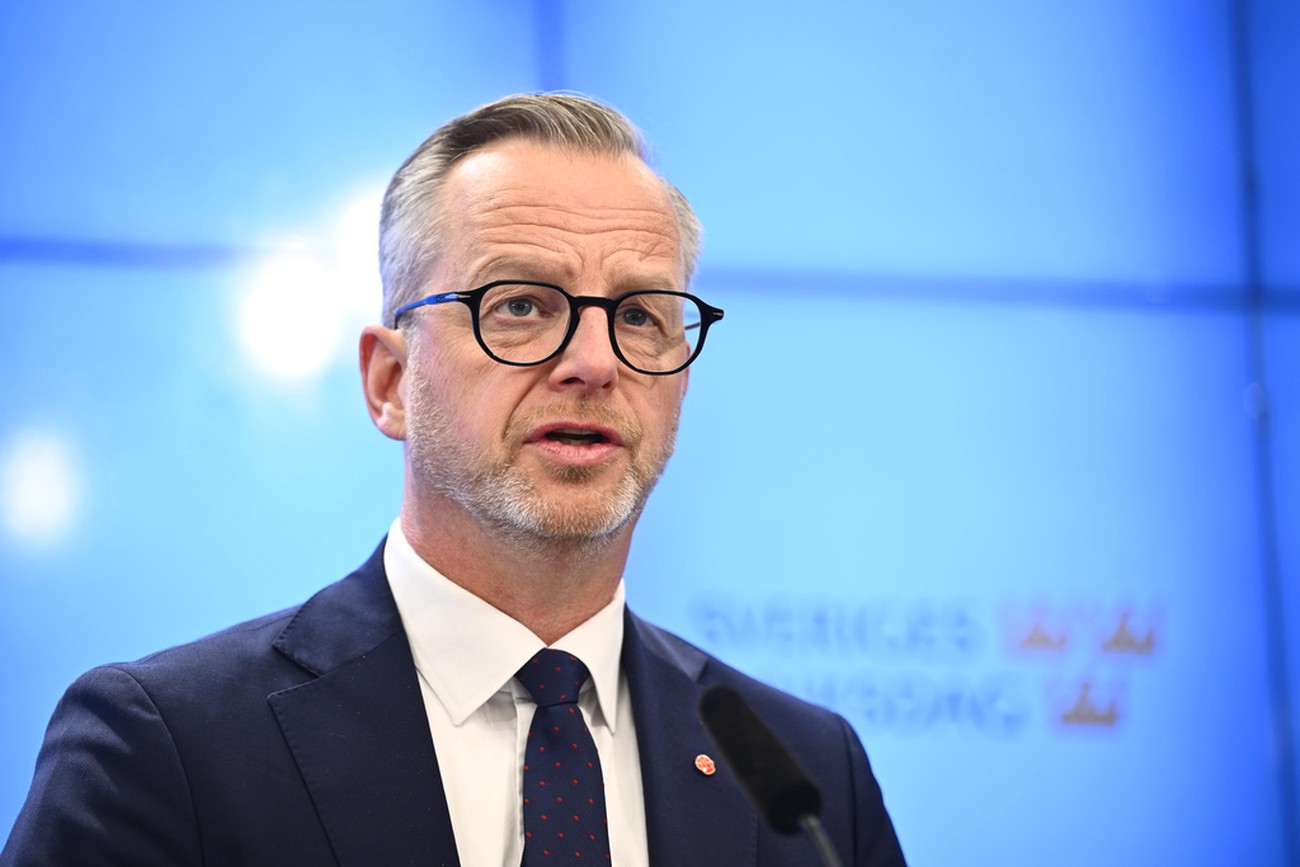 S vill att KU utreder om finansministern förskönat årets budget