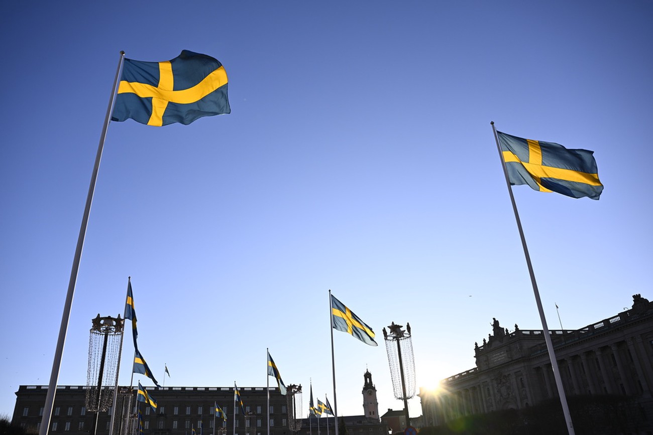 Sveriges ekonomi krymper – BNP sjunker oväntat i december