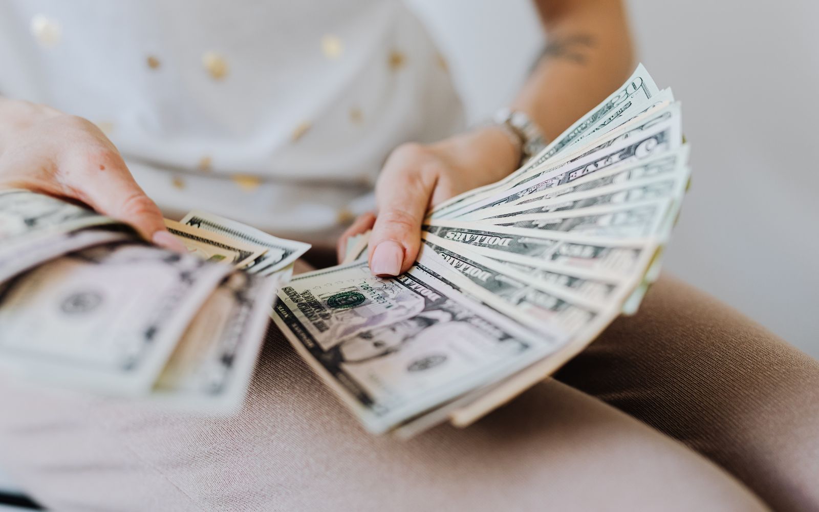 Så ska lönen bli mer jämställd – skärpta krav på lönetransparens väntar