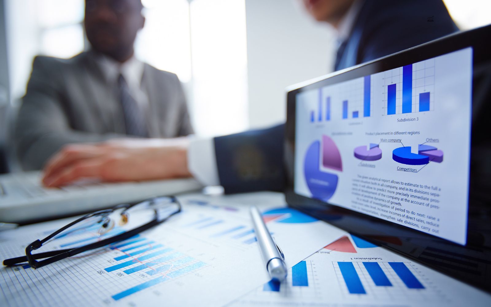 Analyshuset upprepar köp i småspararfavoriten – men ser begränsad uppsida i försvarsjätten