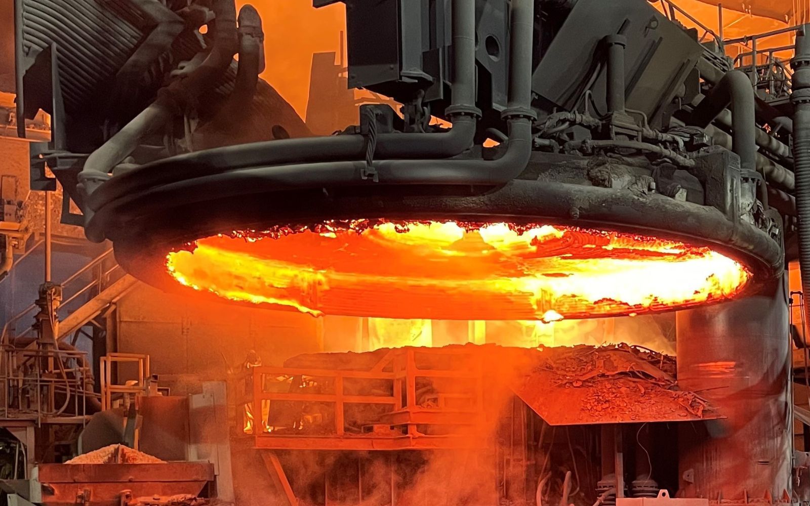 Svenska stålaktier under press inför bokslut – sänkta riktkurser