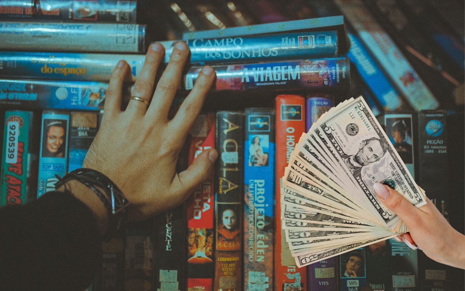 VHS gör comeback - så mycket kan du få betalt för dina gamla filmer