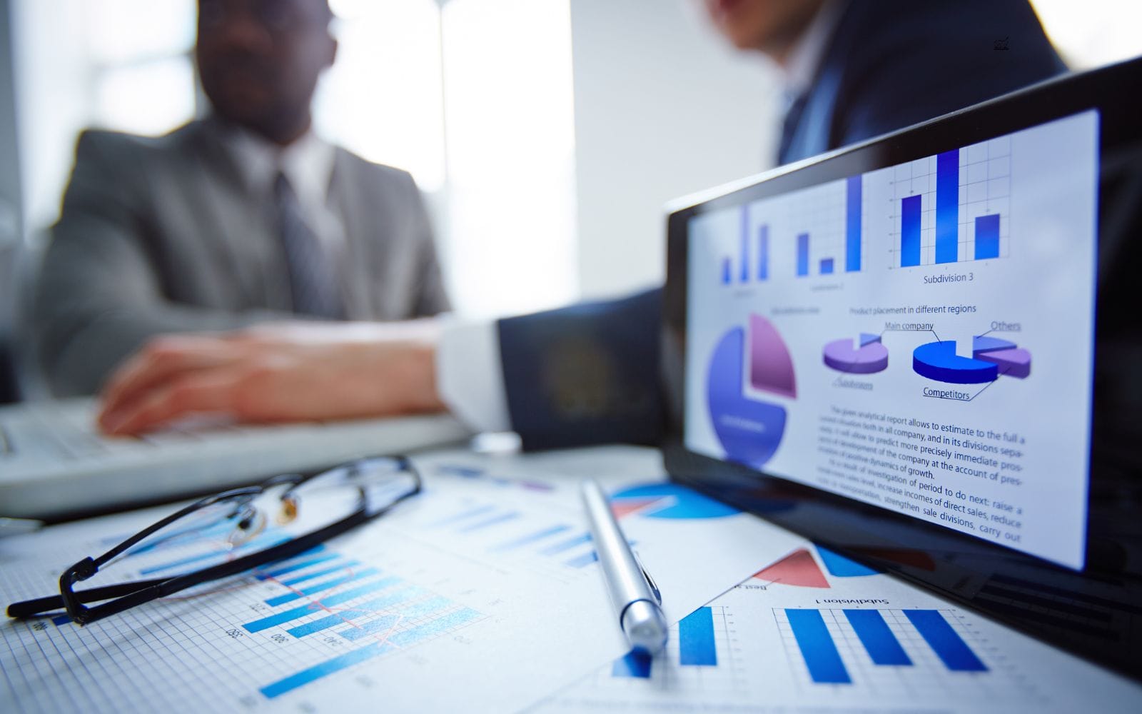 Storägaren laddar för jättepost i mobiloperatören – stärker greppet