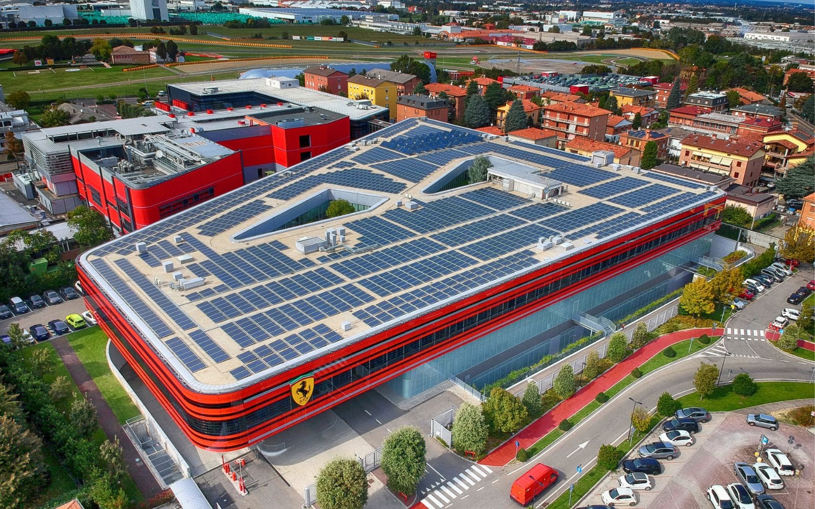 Nedåt på Europas börser – Ferrari dyker efter omsusad lansering